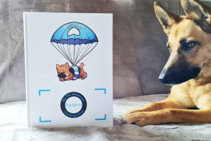 Das My Pet Challenge Adventure Hunde Buch im genauen Blick von Bubbles der Hündin